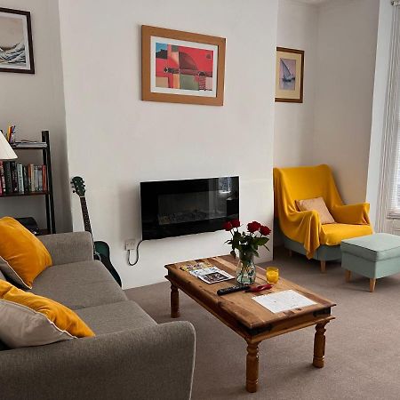 Lovely - 1 Bedroom Flat In Hastings Town Centre Exterior photo