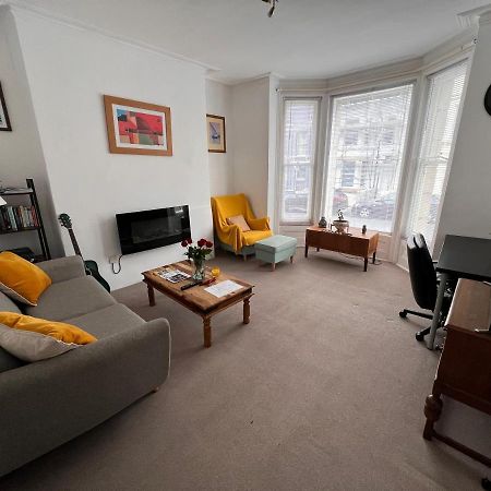 Lovely - 1 Bedroom Flat In Hastings Town Centre Exterior photo